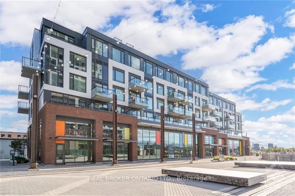 320 Miwate Private 316, West Centre Town, ON K1R 0E1
