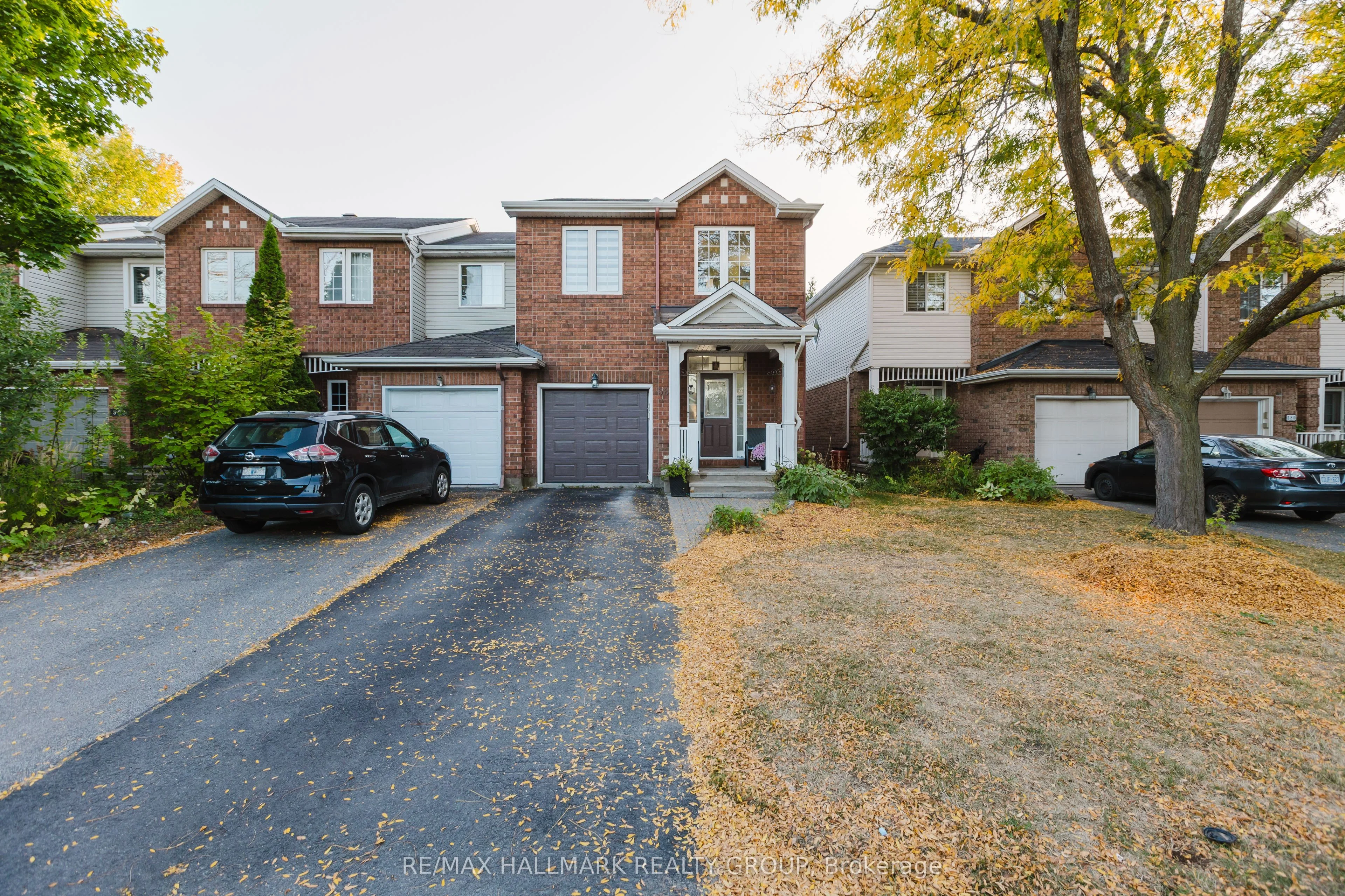 584 Wild Shore Crescent, Blossom Park - Airport and Area, ON K1V 1T4