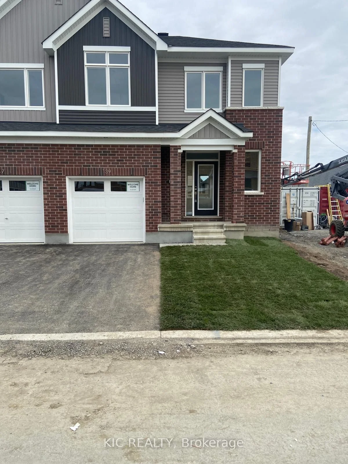 139 Ryan Reynolds Way, Orleans - Cumberland and Area, ON K4A 5T4