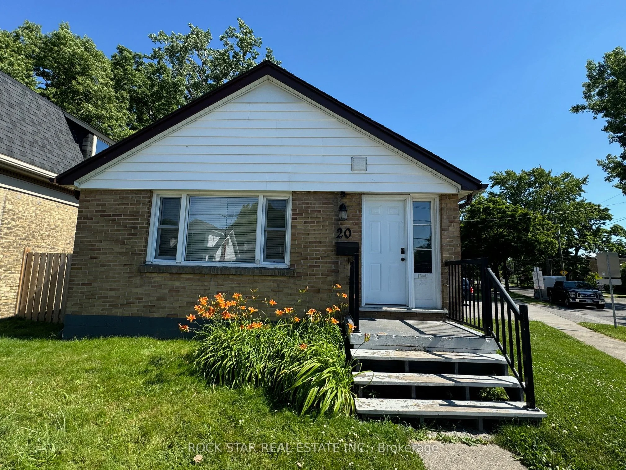 20 Oxford Street W, London North, ON N6H 1P9