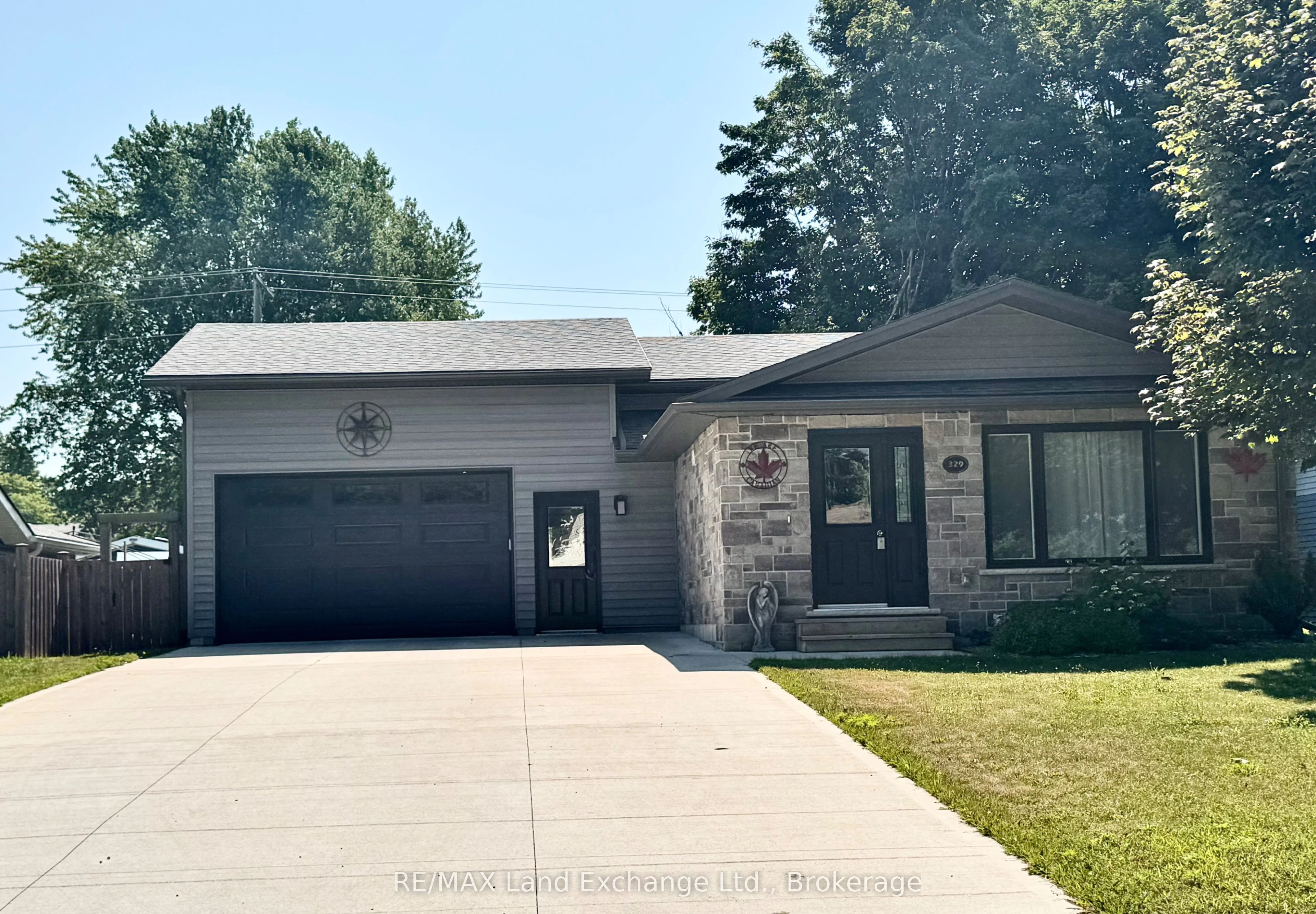 329 Bricker Street, Saugeen Shores, ON N0H 2C1