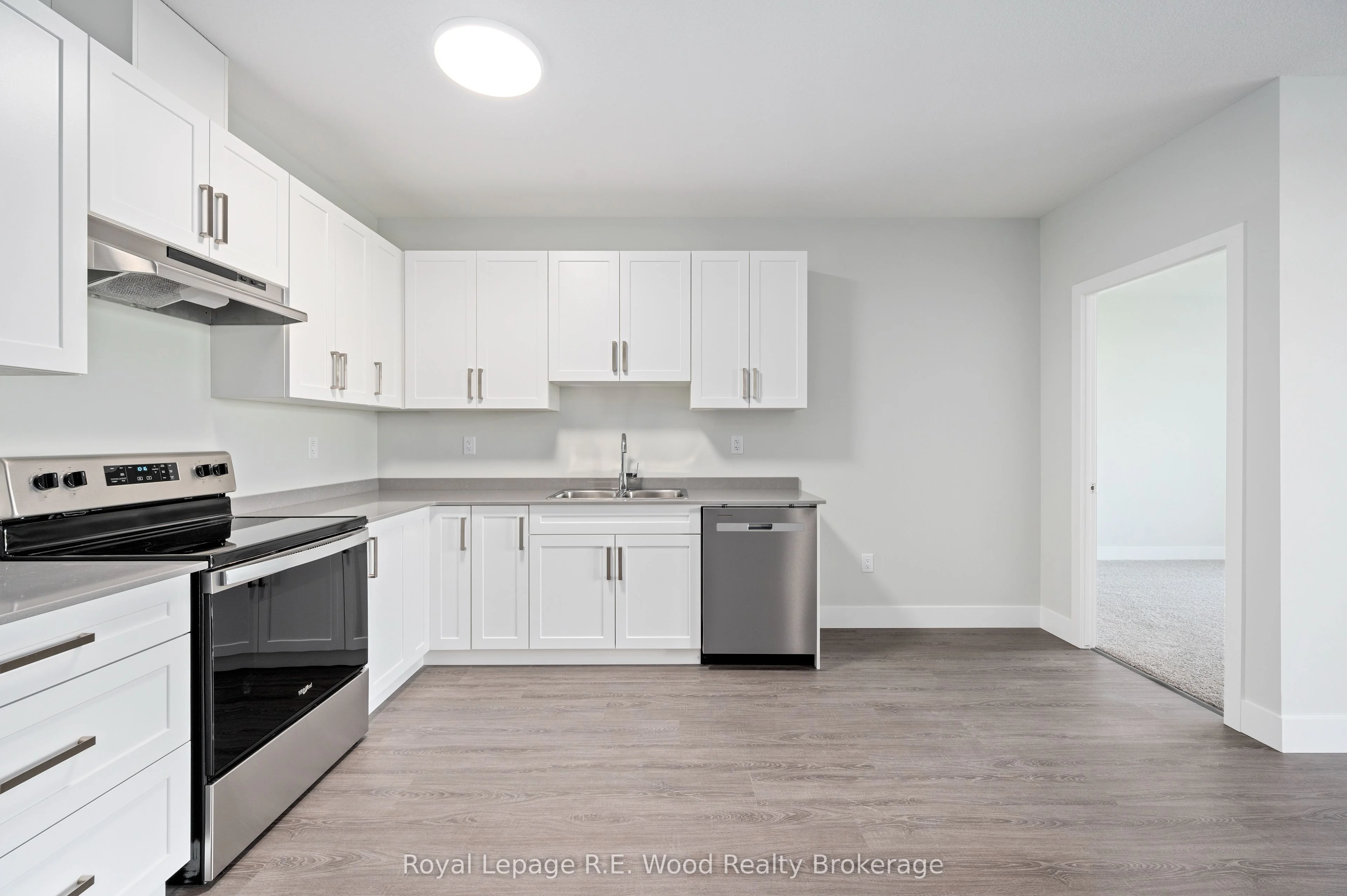 98 King Street, Tillsonburg, ON N4G 5V1