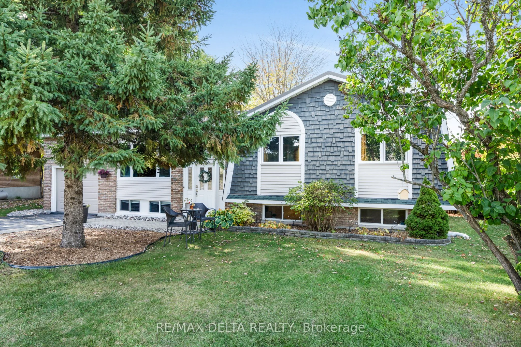 502 Lalonde Street, Clarence-Rockland, ON K4K 1B1