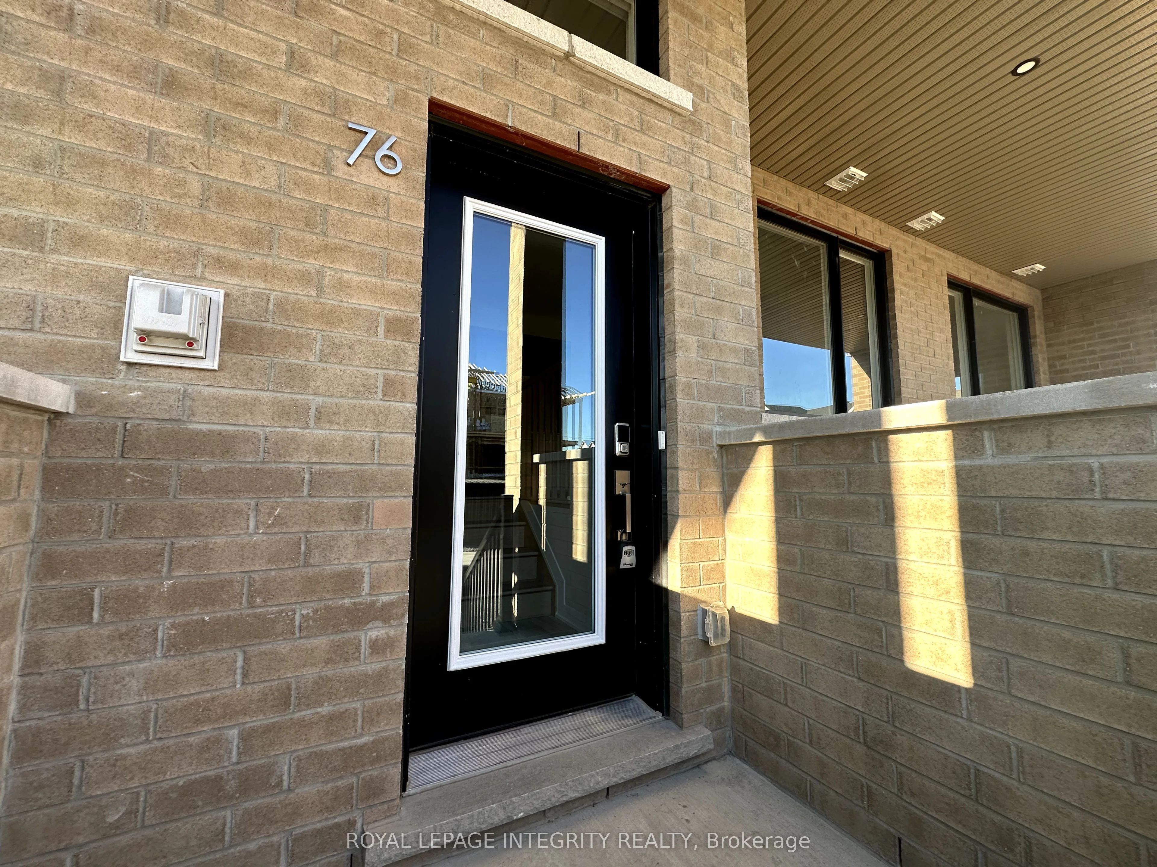 76 Ryan Reynolds Way, Orleans - Cumberland and Area, ON K4A 5T4