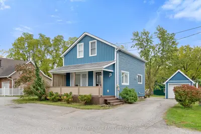 Detached in Lincoln