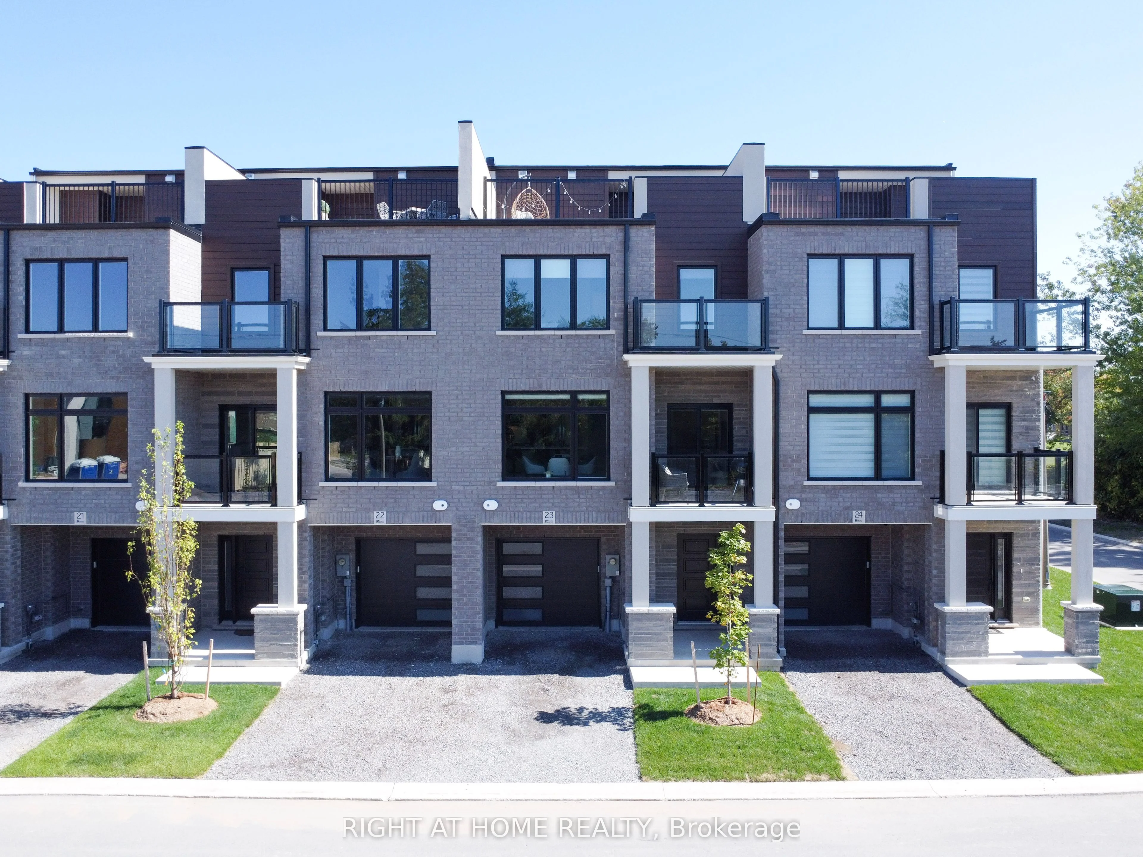 292 VINE Street 23, St. Catharines, ON L2M 4T3