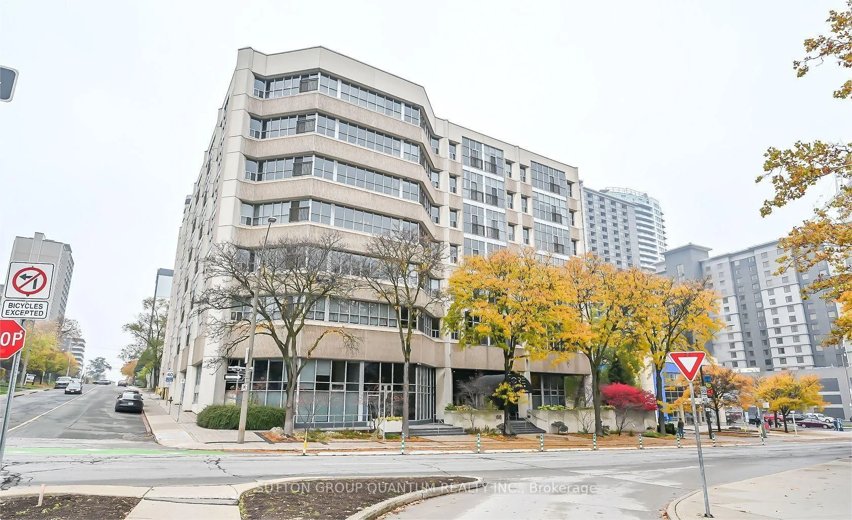 66 Bay Street 307, Hamilton, ON L8P 4Z6