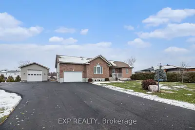 Detached in Orleans - Cumberland and Area