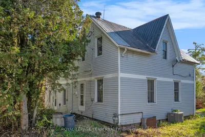 9066 Victoria Street E, Greely - Metcalfe - Osgoode - Vernon and Area, ON K0A 1V0