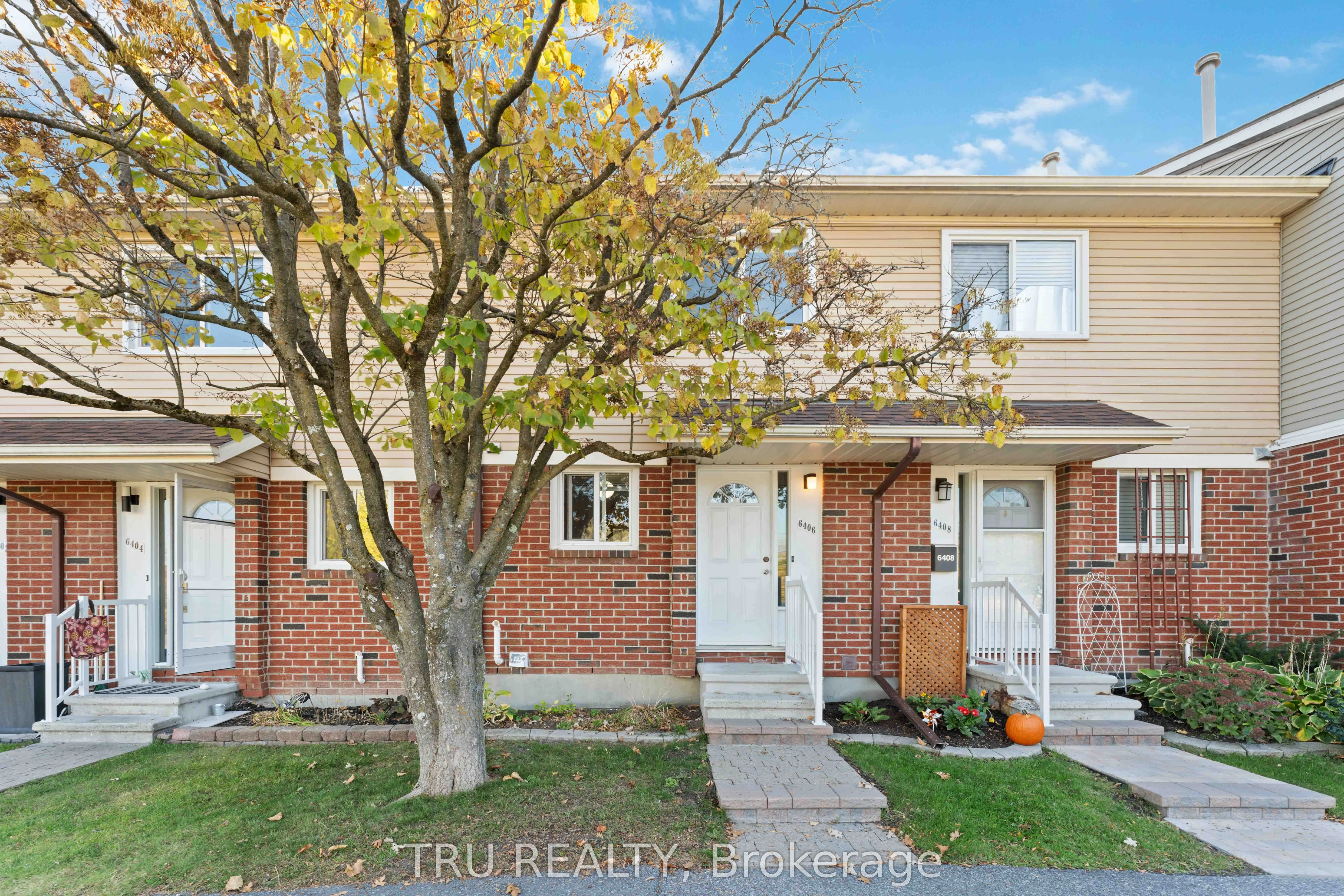 6406 Bilberry Drive, Orleans - Convent Glen and Area, ON K1C 4P4