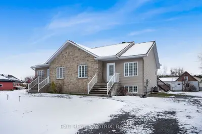 Semi-Detached in Alfred and Plantagenet