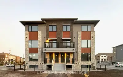 Condo Townhouse in Barrhaven