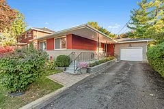 2200 Flower Avenue, Woodroffe, ON K2B 7A8