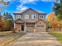 19 Victoria Crescent, Centre Wellington, On N1m 2w3