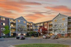 270 Brittany Drive 306, Manor Park - Cardinal Glen and Area, ON K1K 4M3