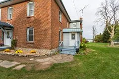 2422 County Rd 3 Road, Prince Edward County, On K0k 1l0