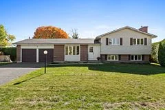 7 Middlewood Court, Stittsville - Munster - Richmond, ON K0A 3P0