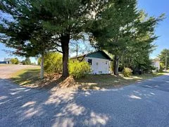 6 Champlain Street, French River, ON P0M 2N0