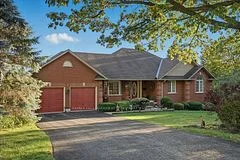 4 Sunrise Court, Cobourg, On K9a 4j7