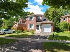 63 Walmer Gardens, London North, ON N6G 4H5