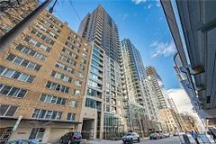 40 Nepean Street 2003, Ottawa Centre, On K2p 0x5