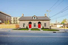 16 - 18 St Andrews Street, Cambridge, On N1s 1m4