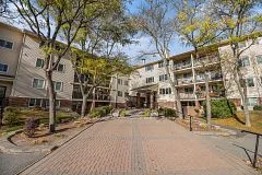 Condo Apartment in Orleans - Convent Glen and Area