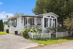 9 Yvette Private, Stittsville - Munster - Richmond, ON K0A 1B0