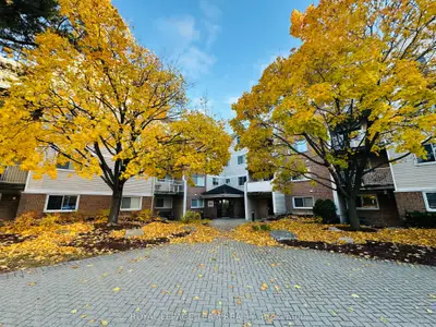 Condo Apartment in Manor Park - Cardinal Glen and Area