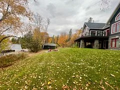 11 Tipper Lane, Huntsville, ON P1H 2J2