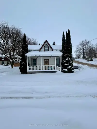 Detached in St. Marys