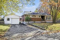 715 Holt Crescent, Elmvale Acres and Area, ON K1G 2Y4