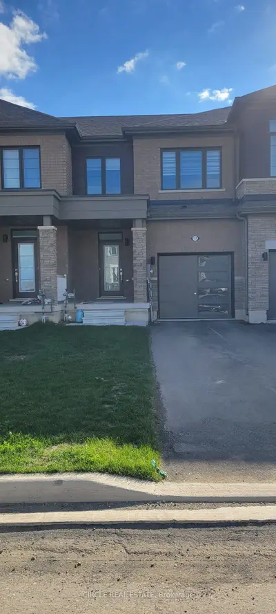 Att/Row/Townhouse in Thorold