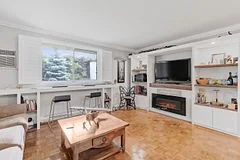 482 James Street N 104, Hamilton, ON L8L 1J1