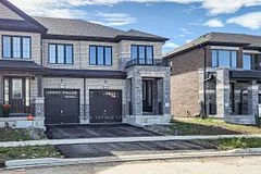 Att/Row/Townhouse in Kawartha Lakes