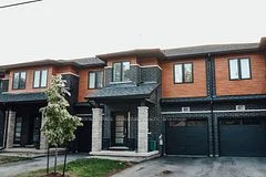 Att/Row/Townhouse in Niagara Falls