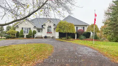Detached in Quinte West