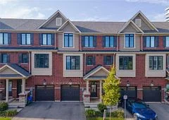 Att/Row/Townhouse in Grimsby
