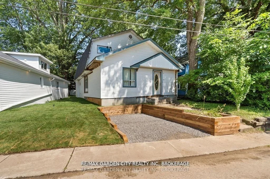 231 Lincoln Road W, Fort Erie, ON L0S 1B0