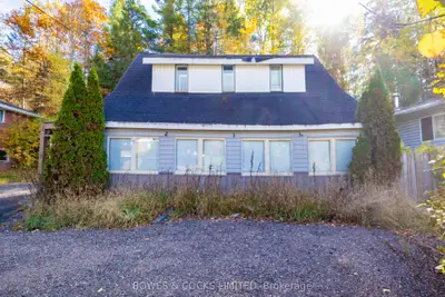 Detached in Bancroft