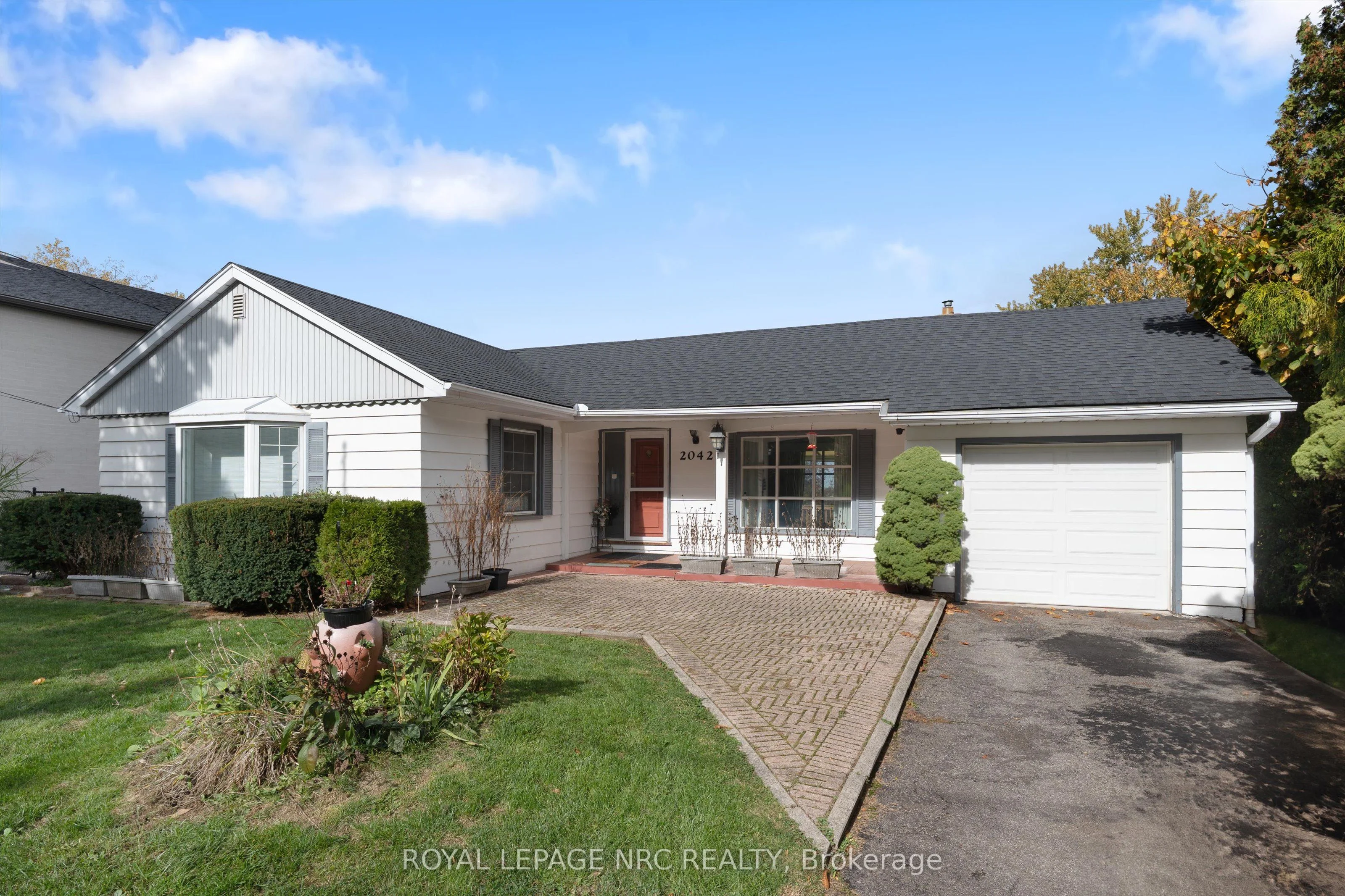 2042 York Road, Niagara-on-the-Lake, ON L0S 1J0