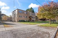 1803 Park Avenue, London East, ON N5W 2J6