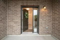 Att/Row/Townhouse in Prince Edward County