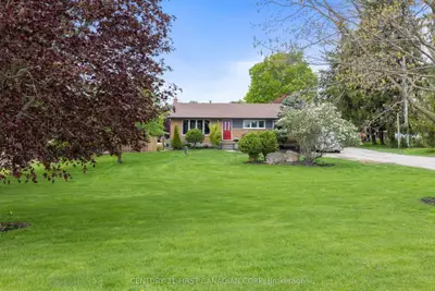 Detached in Thames Centre