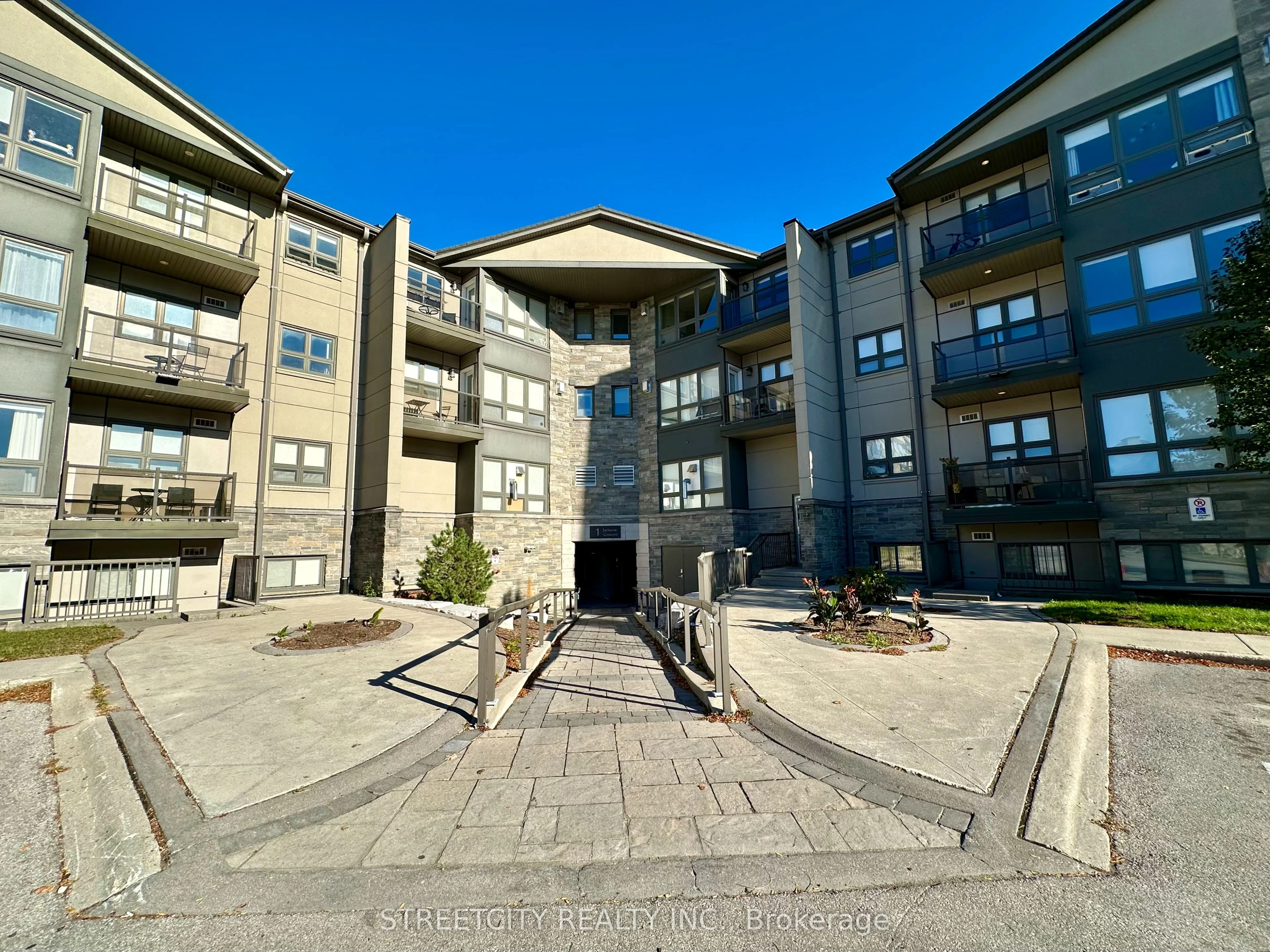 1 Jacksway Crescent N 320, London North, ON N5X 3T5