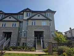 961 Cummings Avenue, Cyrville - Carson Grove - Pineview, ON K1J 7R9