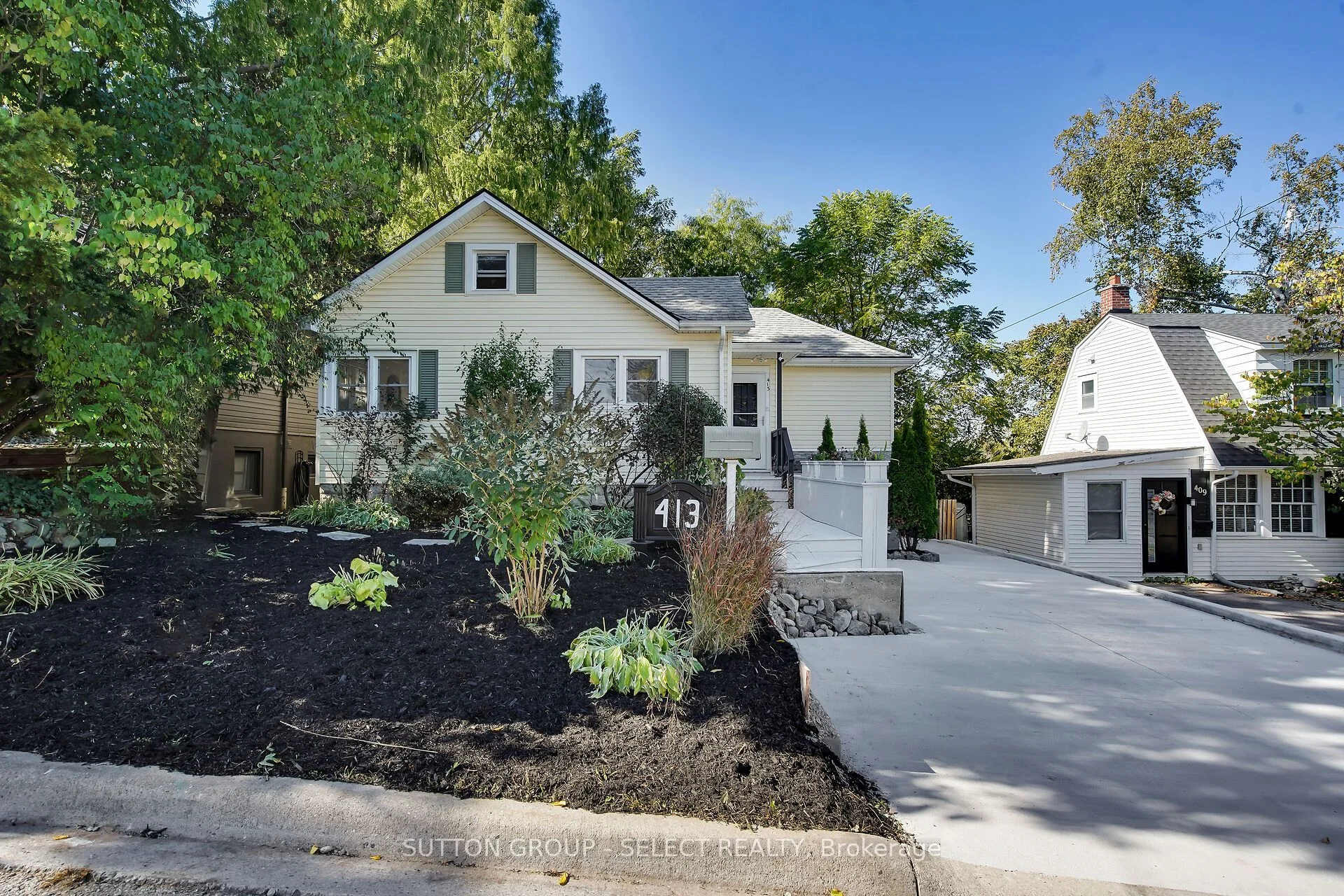 413 Old Wonderland Road LOWER, London South, ON N6K 3R1