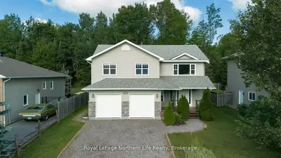 Detached in Callander