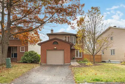 Detached in Orleans - Convent Glen and Area