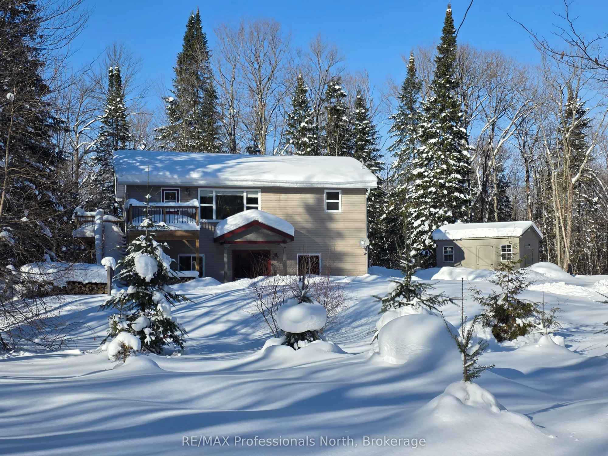 1453 Minnicock Lake Road, Dysart et al, ON K0M 1S0